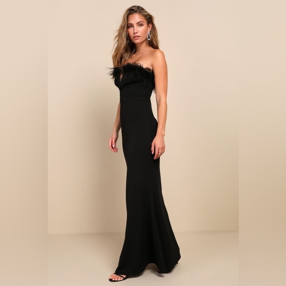 LULU’S Extraordinary Glam Black Feather Strapless Mermaid Maxi Dress - Picture 4 of 9